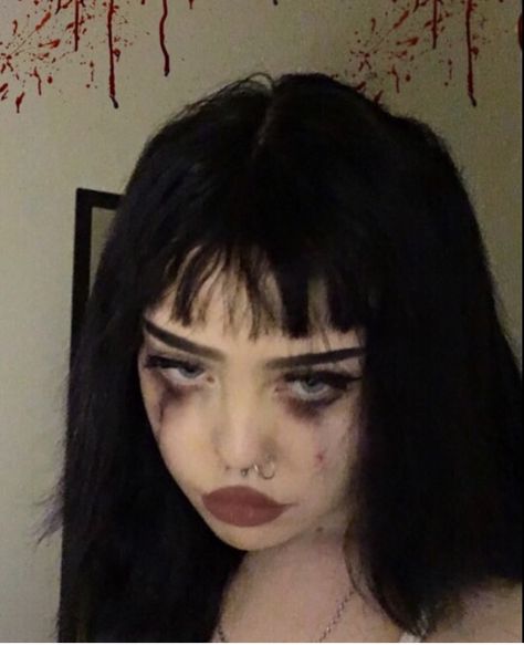 ✧* @maciebby *✧ 90s Grunge Hair, Alt Makeup, Smink Inspiration, Alternative Makeup, Makijaż Smokey Eye, Halloween Makeup Easy, Edgy Makeup, Goth Makeup, Grunge Look