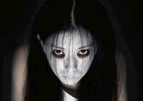 This year I'm going to be the Grudge for Halloween. It's official. Yurei Ghost, Japanese Ghost, Ghost Makeup, Horror Genre, Scary Films, Creepy Kids, Ghost Girl, The Grudge, Cool Halloween Makeup