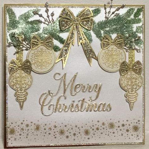 Chloe’s Creative Cards Christmas, Chloes Creative Cards Christmas, Chloe Style, Stamps By Chloe, Chloes Creative Cards, Ornament Card, 3d Christmas, Christmas Bauble, Christmas Cards To Make