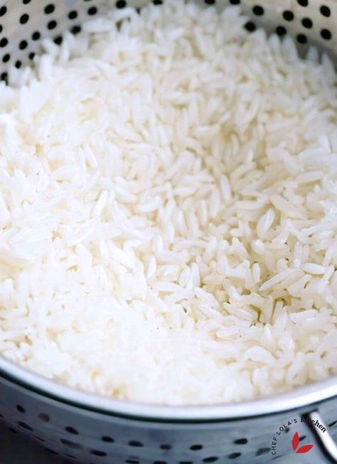 How to Parboil Rice: A Step-by-Step Guide Water To Rice Ratio, Freeze Rice, Nigerian Fried Rice, Jamaican Rice, Seafood Shop, Parboiled Rice, How To Boil Rice, Jollof Rice, Shrimp Fried Rice