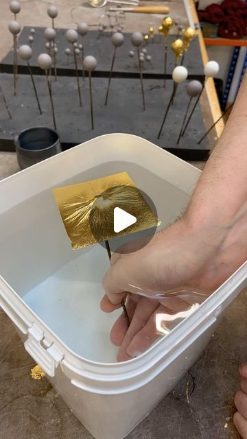 Gold Leaf Crafts, How To Apply Gold Leaf, Gold Leaf Jewelry Diy, Gold Leaf Ideas, Gold Foil Art Diy, Gold Leaf Art Ideas, Gilding Art, Applying Gold Leaf, Using Gold Leaf