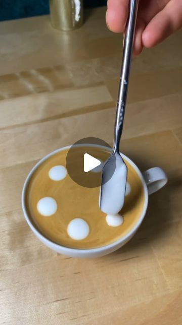 Espresso Design Art, Coffee Press How To Use A, Coffee Art Tutorial, How To Make Designs In Coffee Latte Art, Barista Hacks, Halloween Latte Art, Christmas Latte Art, Easy Latte Art, Specialty Lattes