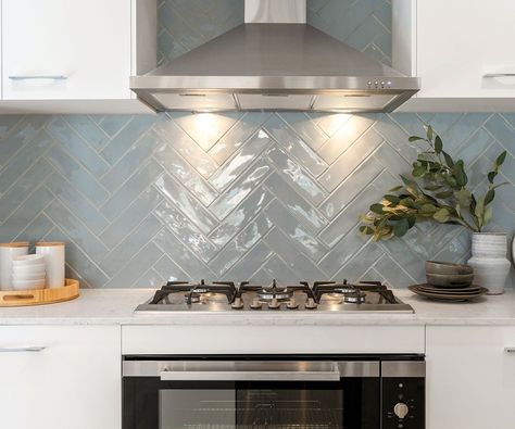 Tiled Splashback, Hampton Kitchen, Pantry Dining Room, Kitchen Cream, Grey Cupboards, Blue Subway Tile, Kitchen Splash Back, Beach House Colors, Kitchen Splashback Tiles