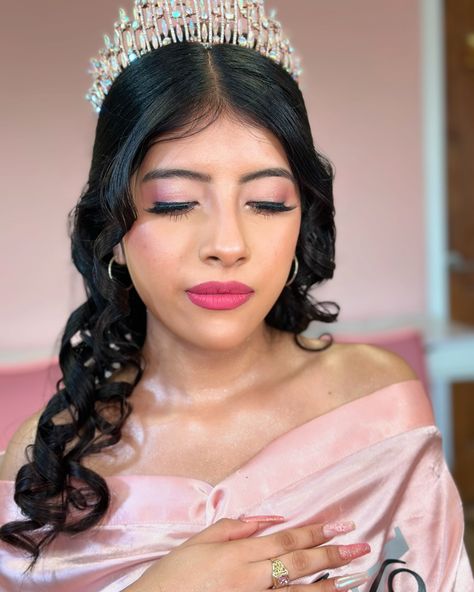 Quinceañera 💕🌸 . . . #quince #quinceañera #quinceñera Trendy Makeup, Quince, Quinceanera, Makeup Looks, Makeup, Make Up Looks, Make Up