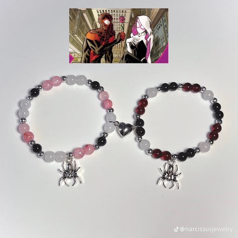 Gwen Bracelet, Spiderman Bracelet, Spiderman Miles Morales, Spiderman Miles, Matching Couple Bracelets, Bracelets Etsy, Bead Charms Diy, Beads Bracelet Design, Jewelry Accessories Ideas