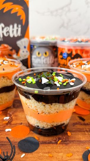 21K views · 7.6K reactions | Turn your cake into Halloween Cake Crumb Cups!🎃👻⁠
⁠
Be sure to save the full recipe for later⬇️⁠
⁠
You’ll need...⁠
1 box Funfetti Halloween Cake Mix⁠
Additional ingredients to prepare cake mix per box instructions⁠
1 tub Funfetti Halloween Vanilla Frosting⁠
1 tub Funfetti Midnight Black Chocolate Frosting⁠
Clear plastic cups⁠
Piping bags⁠
Open round piping tips⁠
⁠
Directions:⁠
1. Prepare cake mix and bake according to box instructions. Cool cake completely.⁠
⁠
2. Using a fork, crumble the cake into fine crumbs.⁠
⁠
3. Spoon frostings into piping bags, fitted with open round piping tips. Add orange frosting to one bag and black frosting to the other.⁠
⁠
4. Pipe a border of frosting to the bottom of each cup. Add cake crumbs. Add another layer, alternating frost Halloween Funfetti, Cute Snack Ideas, Black Frosting, Halloween Eats, Dorito Chicken, Clear Plastic Cups, Frosting Colors, Orange Frosting, Black Chocolate