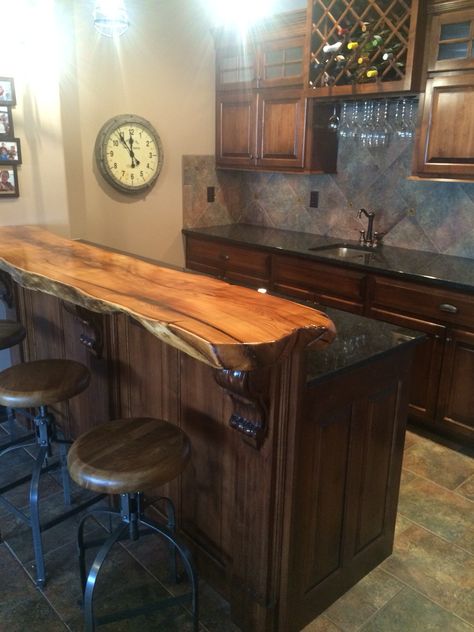 Mulberry bar top Bar Top Ideas, Rustic Sunroom, Bar Images, Rustic Basement Bar, Wood Bar Top, Small Bars For Home, Custom Home Bars, Bar For Home, Wooden Countertops