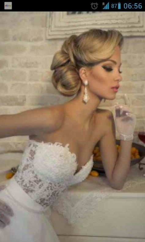 vintage hairstyle Special Occasion Hairstyles, Hair Upstyles, Vintage Wedding Hair, Braut Make-up, Bridal Updo, Wedding Updo, Bridal Hair And Makeup, Formal Hairstyles, Wedding Hair And Makeup