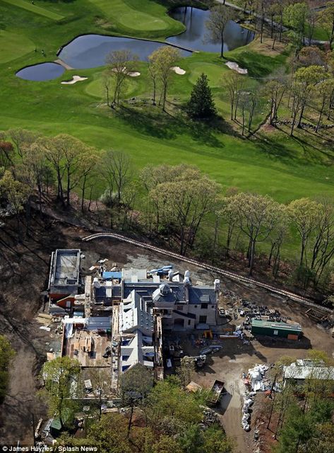 A home with a view: Giselle and Tom's home will have a view onto a golf course Chestnut Hill Massachusetts, Boston Mansion, Hill Castle, Architecture Los Angeles, Massachusetts Home, Chestnut Hill, Gisele Bündchen, Gisele Bundchen, The Firm