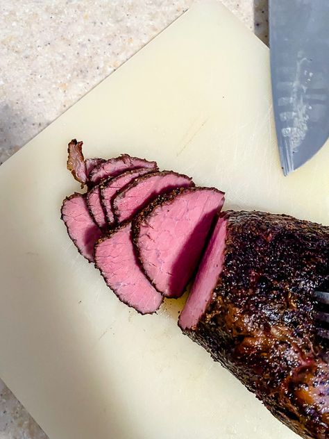 Sous Vide Roast Beef - Lisa G Cooks Sous Vide Roast Beef Recipe, Sous Vide Roast, Sous Vide Recipes Beef, Sous Vide Roast Beef, Beef Blade Roast, Deli Meat Recipes, Perfect Roast Beef, Blade Roast, Rare Roast Beef