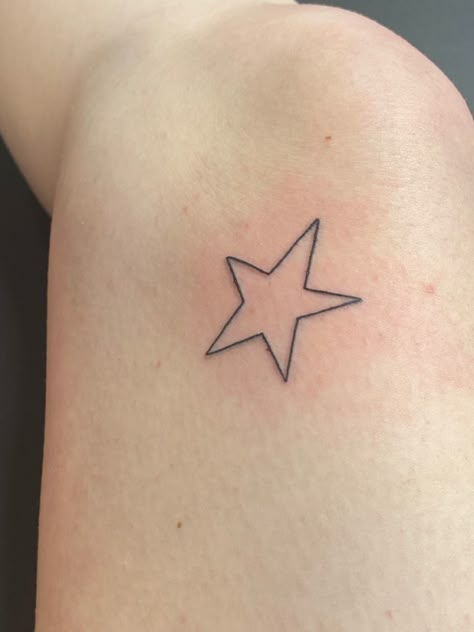 Wonky Star Tattoo, Simple Small Tattoos, Smiley Face Tattoo, Tattoos Inspo, L Tattoo, Small Tattoos Simple, Star Tattoo, Ring Tattoos, Stick And Poke