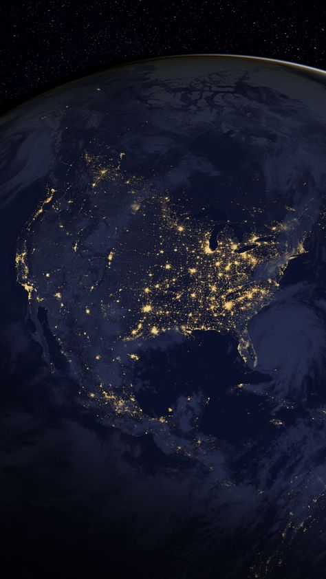 This image of North America at night is a composite assembled from data acquired by the Suomi NPP satellite in April and October 2012. The new data was mapped over existing Blue Marble imagery of Earth to provide a realistic view of the planet. Credit: #NASA Earth Observatory/NOAA NGDC. Satellite View Of Earth, Satellite Photos Of Earth, Bloomerang Lilac, Iphone Wallpaper Rock, Earth At Night, Christmas Lights Background, Hd Space, Iphone Wallpaper Hd, Nasa Earth