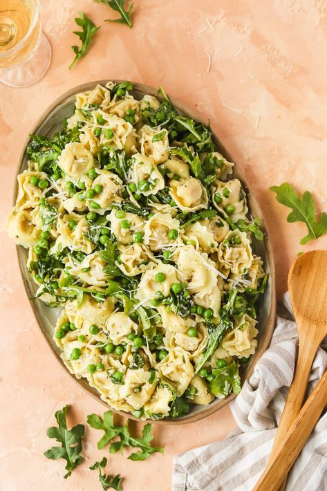 Summer Tortellini, Salad With Fresh Herbs, Tortellini Pasta Salad, Pasta Salad With Tortellini, Easy Summer Dinners, Green Salad Recipes, Tortellini Pasta, Baby Bash, Best Pasta Salad