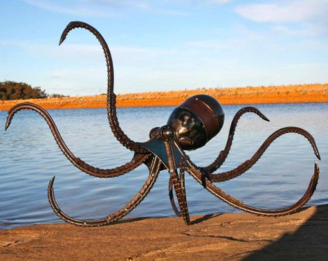 Welder Art, Steampunk Tendencies, Sculpture Exhibition, The Kraken, Metal Art Welded, Metal Art Sculpture, Sea Monsters, Recycled Art, Welding Art