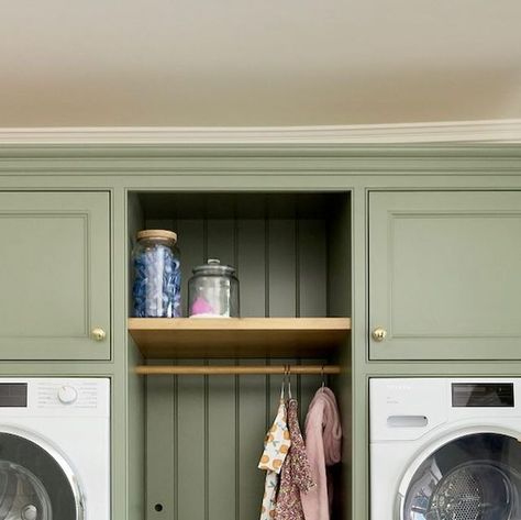 Wizard House, Modern Laundry, Modern Laundry Rooms, Laundry Day, Laundry Mud Room, Adjustable Shelf, Hanging Rail, Laundry Rooms, Mud Room