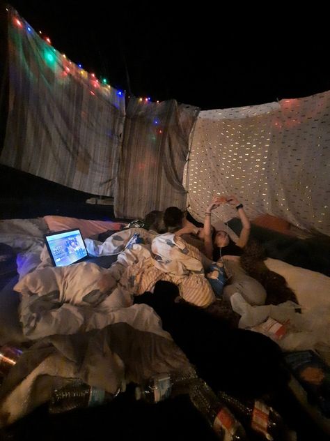 Trampoline Date Night, Trampoline Date, Trampoline Fort, Fun Sleepover Ideas, Sleepover Ideas, Snoopy Pictures, Freshman Year, Summer Bucket, Guys And Girls