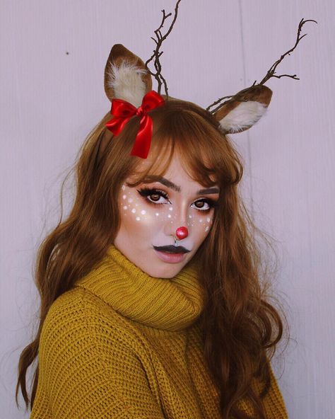 Rudolph Makeup, Rudolph Costume, Reindeer Makeup, Best Halloween Makeup, Fantasy Make-up, Christmas Face Painting, Halloween Make-up Looks, Rudolph Red Nose, Nose Makeup