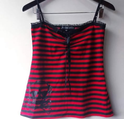 Scene Tank Top, Red Emo Outfits, Emo Tank Top, Mallgoth Outfits, Scene Tops, Outfit Ideas Red, Outfits Alt, Punk Fashion Diy, Fashion Character