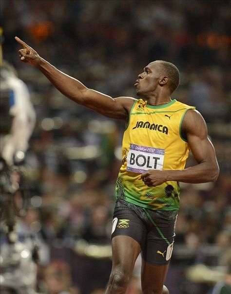 Usain Bolt Usain Bolt Wallpapers, Usane Bolt, Usain Bolt Pose, Usain Bolt Running, Shelly Ann Fraser, Mo Farah, Sports Personality, Sport Inspiration, Usain Bolt