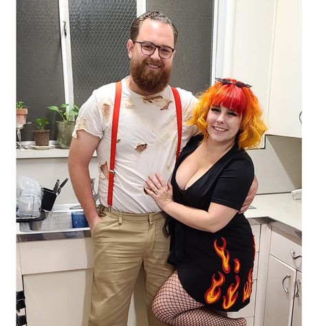 Firefighter And Fire Couple Costume, Halloween Couples Costume, Costume Couples, Couples Costumes Creative, Creative Halloween Costumes Diy, Creative Costume, Spooky Ideas, Firefighter Costume, Halloween Couples