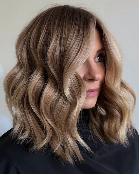 Dark Blonde Hair with Teasy Lights Dark Blonde Hair With Balayage, Cool Toned Dark Blonde Hair, Dark Blonde Hair With Bangs, Dirty Blonde With Lowlights, Baby Lights Hair Blonde, Dishwater Blonde Hair, Dimensional Blonde Hair, Dirty Blonde Highlights, Natural Dark Blonde Hair