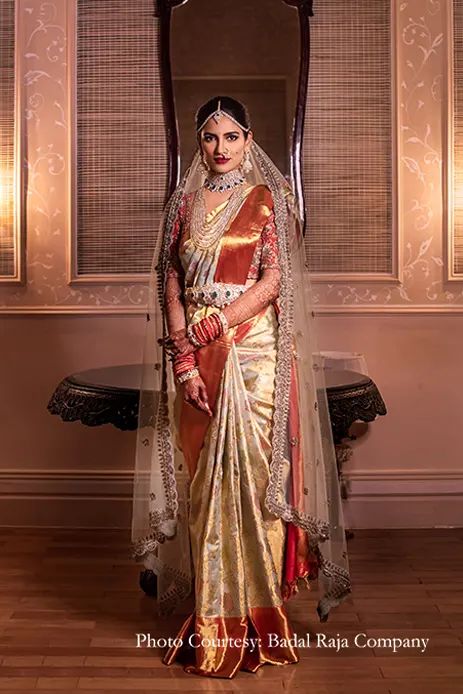 Telugu Wedding Bride, Wedding Duppata For Bride, Bridal Sarees South Indian Telugu Wedding, Traditional Telugu Bride, Mehendi Pictures, Telugu Bride, Marriage Stills, Bride Stuff, South Indian Wedding Saree