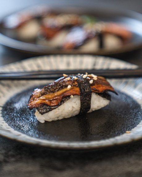 How to Make Vegan Sushi - Eggplant Unagi Nigiri - The Edgy Veg Nigiri Aesthetic, Eggplant Unagi, Vegan Unagi, Unagi Sushi, Edgy Veg, Sushi Dishes, Nigiri Sushi, Vegan Sushi, Vegan Alternatives