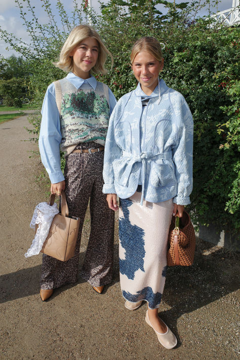 Copenhagen Fashion Week Spring/Summer 2025 street style Paris Street Style 2024, Spring 2025 Fashion Trends, Europe Street Style, Ganni Street Style, Rita Montezuma, Aesthetic Perspective, Scandi Street Style, Pattern Street Style, Fashion Major