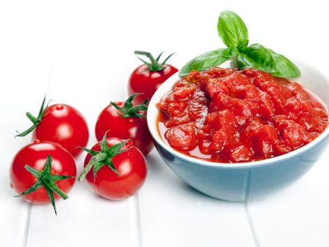 Baking Soda Basics? - Dr. Weil Canned Tomato Recipes, Okra And Tomatoes, Dr Weil, Chicken Spaghetti Casserole, Fresh Tomato Recipes, Homemade Tomato Sauce, Stewed Tomatoes, Pizza Recipes Homemade, Chicken Spaghetti