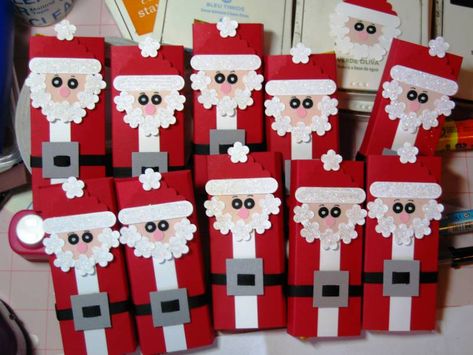 santa candy bar wrapper by karakae - Cards and Paper Crafts at Splitcoaststampers Christmas Paper Crafts For Kids, Candy Bar Gifts, Christmas Wrapper, Christmas Candy Bar, Christmas Craft Fair, Santa Candy, Treat Holders, Christmas Party Gift, Christmas Favors