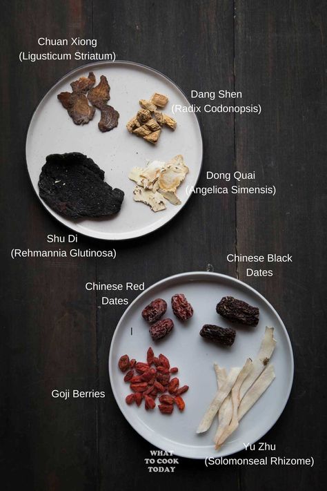 Chinese Four Herbs Soup (Sibut) - Learn how to make this nutritious Chinese Four Herbs Soup or often known as sibut. Both stove-top and pressure cooker (Instant pot) recipe are included. Confinement Food, Herbal Soup, Medicine Recipes, Chinese Soup Recipes, Tea Business, Herb Soup, Museum Design, Instant Pot Recipe, Food Infographic