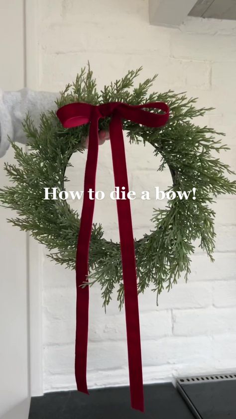 Tie A Ribbon Bow, Tie Bows With Ribbon, Olivia Lee, Velvet Christmas Bow, Ribbon Bow Tutorial, Ribbon Wreath Christmas, Winter Wreath Diy, Christmas Bow Tie, Christmas Wreath Bows