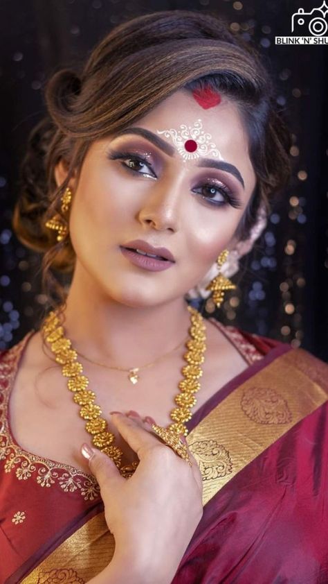 Marriage Makeup, Indian Bride Makeup, Bengali Bridal Makeup, Indian Wedding Bride, Indian Bridal Photos, Bengali Bride, Best Bridal Makeup, Indian Bride Outfits, Bridal Makeup Wedding