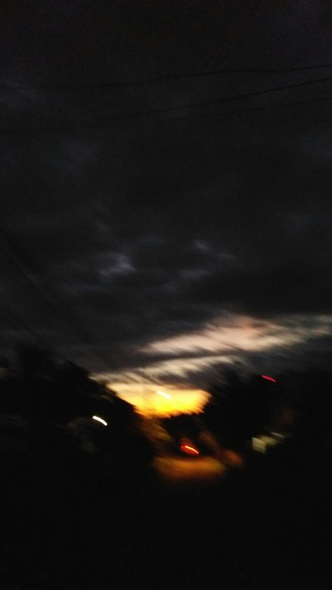 sky | sunset | blurry | clouds Blurry Sunset, Blurry Photos, Morning Sky, Sky Sunset, Living Life, Live Life, Random Stuff, Quick Saves