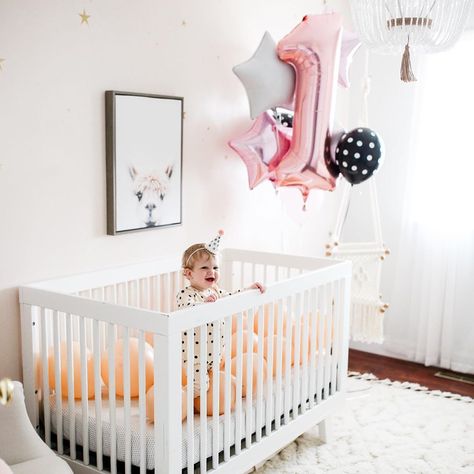 Raven Vasquez, Crib Decoration, First Birthday Balloons, 1st Birthday Pictures, Balloon Pictures, First Birthday Pictures, First Birthday Photos, Instagram Happy Birthday, 1st Birthdays