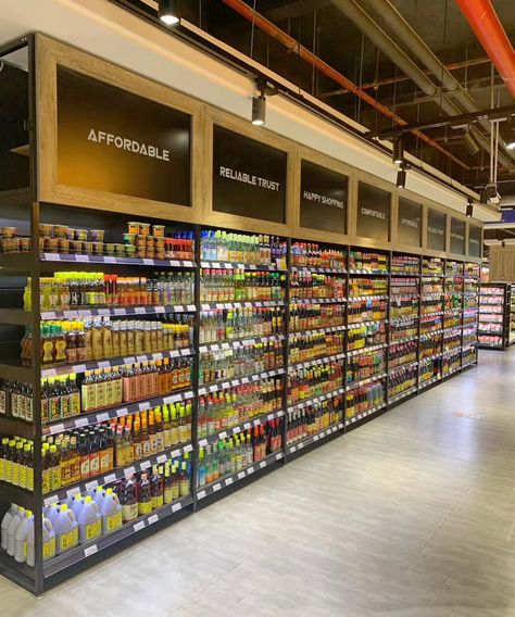 Supermarket Design Interior Retail, Small Supermarket Design, Small Shop Layout, Modern Supermarket, Store Fixtures Design, Supermarket Design Interior, Commercial Space Design, Supermarket Display, Shelving Display