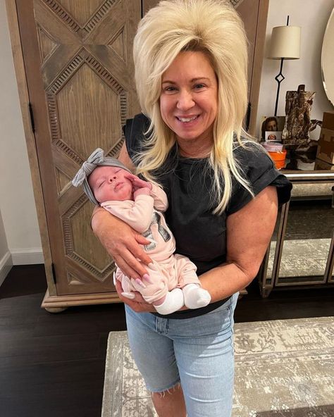 LONG Island Medium Theresa Caputo has gifted her granddaughter Michelina with a $900 Gucci bag in a new photo. Theresa, 56, was recently slammed for holding baby Michelina, five months, with her “dangerous” long nails. The TLC star reposted the photo from her daughter Victoria Mastrandrea’s Instagram Stories. In the photo, five-month-old Michelina lies on […] Theresa Caputo Long Island Medium, Pull Back Bangs, Theresa Caputo, Long Island Medium, Happy Birthday Grandma, Famous Moms, Teased Hair, Funny Wedding Photos, Grandma Birthday