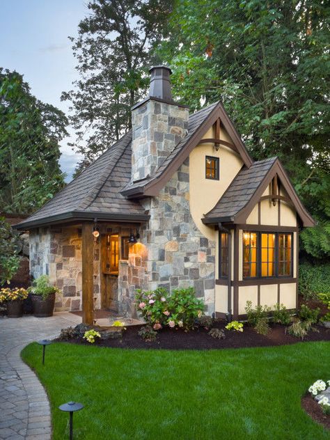 Cozy Cottage Style cozy home ideas homes exterior design modern homes lawn chimney Cute Small Houses, Cottage House Designs, Small House Living, Tudor Cottage, Small Cottages, A Small House, Storybook Cottage, Dream Cottage, Small Cottage