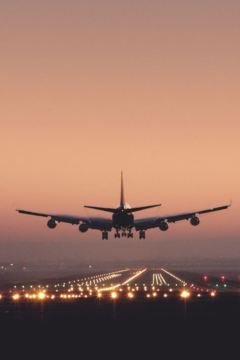 Plane Tickets Aesthetic, Tickets Aesthetic, Photo Avion, Plane Photography, My Papa, Look Wallpaper, Airplane Wallpaper, Airplane Photography, Plane Travel