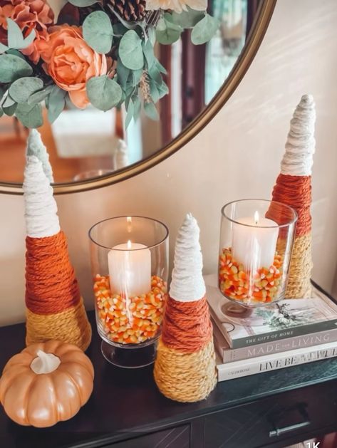 Diy Candy Corn, Candy Corn Decor, Yarn Decor, Corn Decor, Fall And Halloween Decor, Candy Corn Crafts, Candy Corn Decorations, Fall Decor Diy Crafts, Dollar Tree Halloween