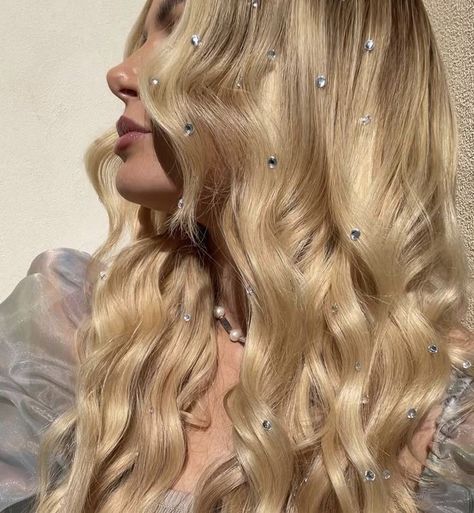 Caraval Stephanie Garber, Donatella Dragna, Stephanie Garber, Amber Fillerup Clark, Amber Fillerup, Life Lately, Golden Blonde, Hoco Hair, Balayage Highlights