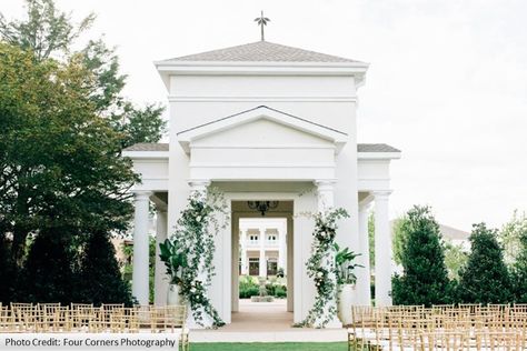 Garden Altar, Huntsville Botanical Gardens, Alabama Wedding Venues, North Alabama, Alabama Wedding, Botanical Gardens Wedding, Huntsville Alabama, Reception Seating, Wedding Reception Locations