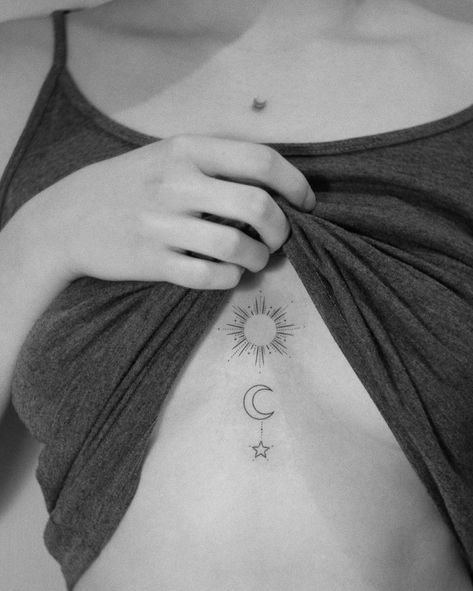 North Star Tattoos, Moon Star Tattoo, Tattoo Sonne, Tattoos And Their Meanings, Small Star Tattoos, Moon Sun Tattoo, Rib Tattoos For Women, The Trend Spotter, M Tattoos