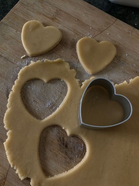 Heart Shaped Cookies Aesthetic, Heart Shaped Things Aesthetic, Heart Shaped Aesthetic, Cookie Aesthetic, Beth March, Cookies Aesthetic, Heart Shaped Food, Shaped Cookies, Heart Shaped Cookies