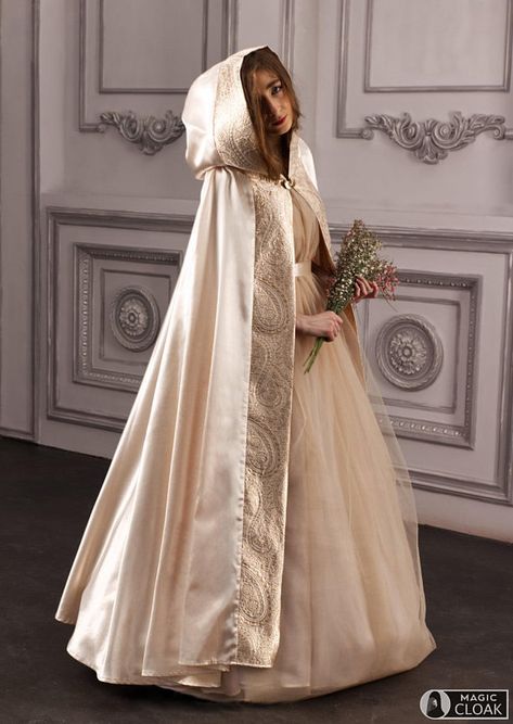 Pearl Cape, Beautiful Gown Designs, Cloak Dress, Wedding Cloak, White Gold Dress, Bride Dress Simple, Hijab Wedding Dresses, White Ball Gowns, Costume Noir