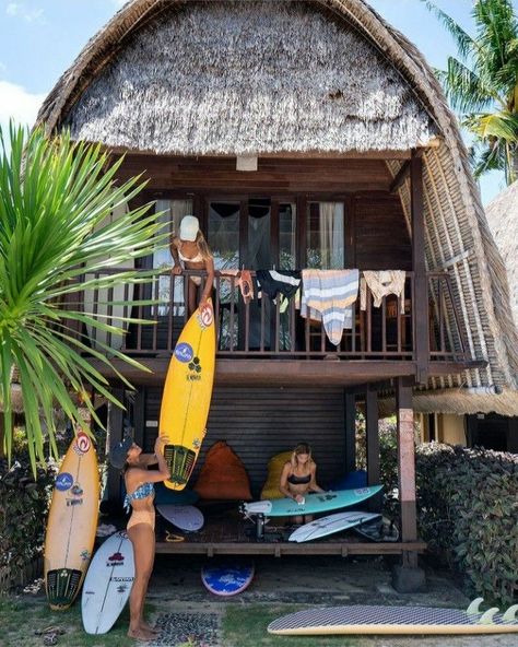 Ski Hut, Obx Dr, Surf Aesthetic, Surf Vibes, Surf House, Surf Shack, Romanticizing Life, Surf Lifestyle, Hawaii Life