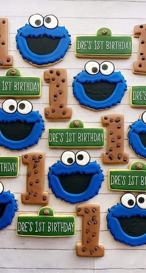 Cookie Monster 1st Birthday Treats, First Birthday Cookie Monster, Cookie Monster Decorated Cookies, Cookie Monster Cookies Decorated, Cookie Monster 1st Birthday Decorations, Cookie Monster 1st Birthday Cake, Cookie Monster Treats, Cookie Monster First Birthday, Cookie Monster Party Favors