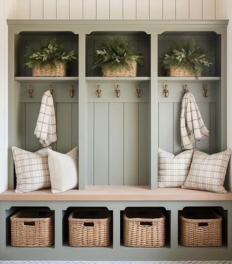 Cozy Bedroom Inspirations, Built In Cubbies, Mudroom Bench Ideas, Mudroom Decor, Mudroom Design, Organized Home, Creative Bedroom, Bench Ideas, Bedroom Decor Cozy