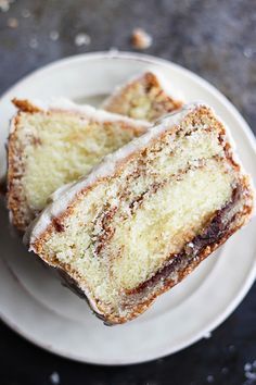 Cinnamon Roll Pound Cake Cinnamon Roll Pound Cake, Cake Tasting, Pound Cake Recipes, Breakfast Cake, Yummy Sweets, Food Cakes, How Sweet Eats, Eat Dessert, Cinnamon Roll