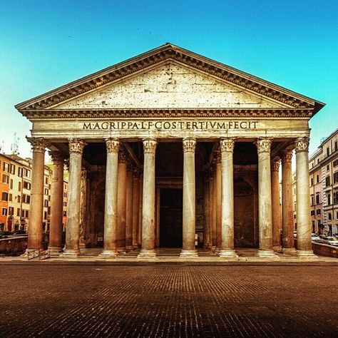 Pantheon Rome Aesthetic, Architecture Symbols, European People, Antique Architecture, European Home, Roman Architecture, Classical Architecture, Travel Places, Acropolis